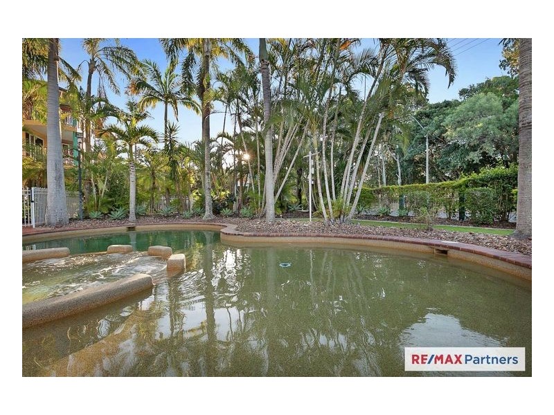 35/397 Esplanade, Torquay QLD 4655