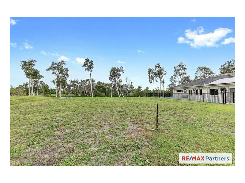 5 Jubata Court, Burrum Heads QLD 4659