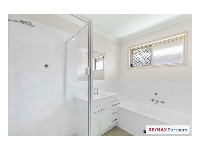 7 Mia Court, Nikenbah QLD 4655