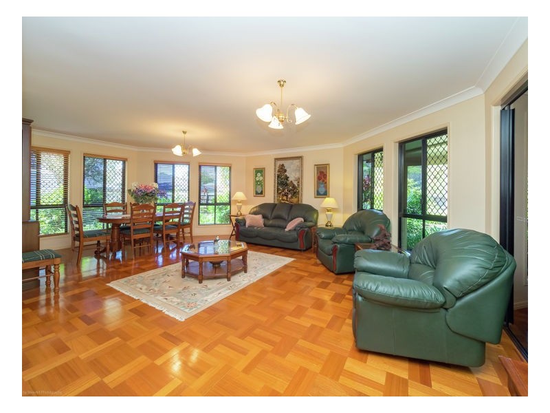 14 San Bromista Court, Urangan QLD 4655