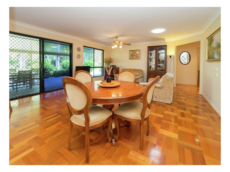 14 San Bromista Court, Urangan QLD 4655