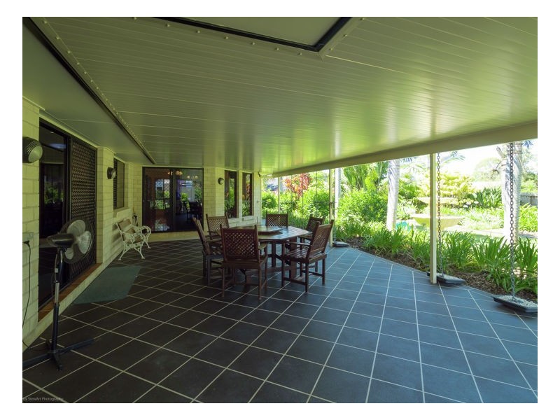 14 San Bromista Court, Urangan QLD 4655