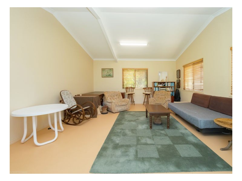 14 San Bromista Court, Urangan QLD 4655