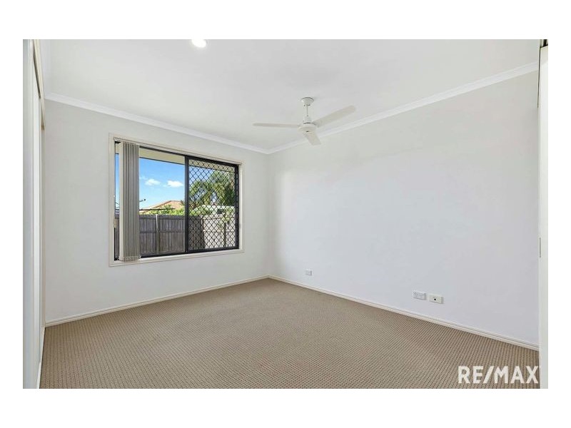 4 Clipper Street, Point Vernon QLD 4655