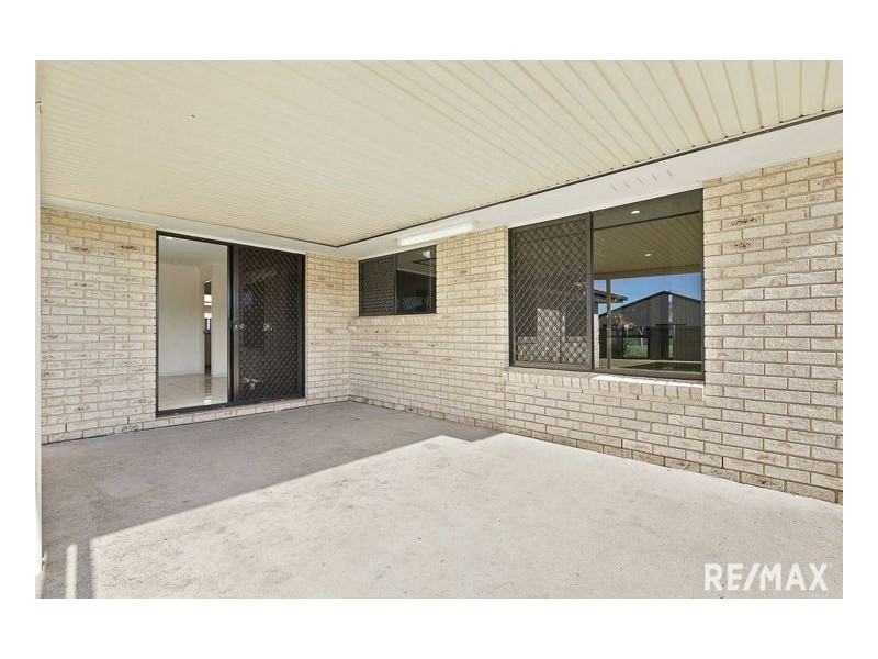 4 Clipper Street, Point Vernon QLD 4655