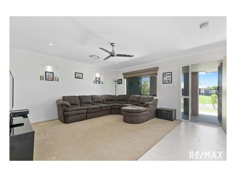 15 Yarrilee Cir, Dundowran QLD 4655