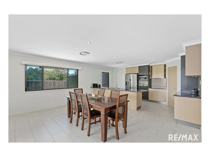 15 Yarrilee Cir, Dundowran QLD 4655