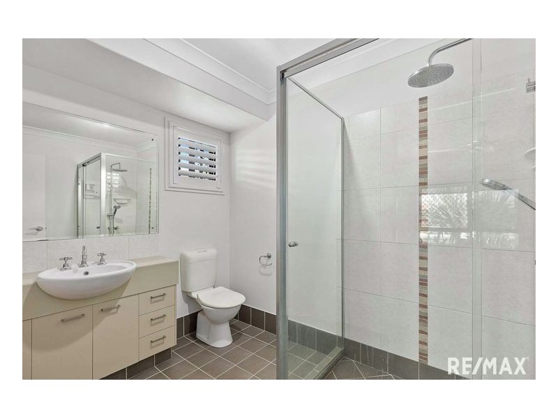 15 Yarrilee Cir, Dundowran QLD 4655