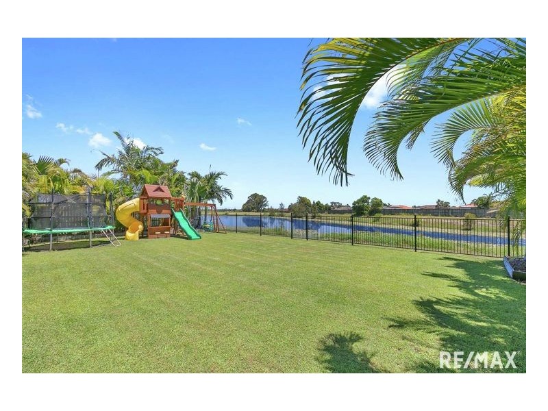 15 Yarrilee Cir, Dundowran QLD 4655