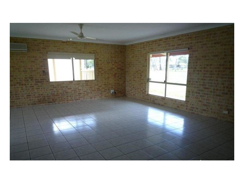 200 Condor Drive, Sunshine Acres QLD 4655