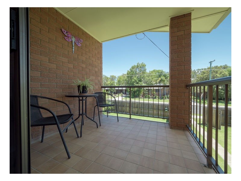 24 Vanda Street, Urangan QLD 4655