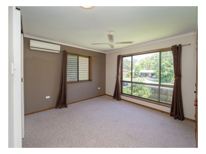 24 Vanda Street, Urangan QLD 4655