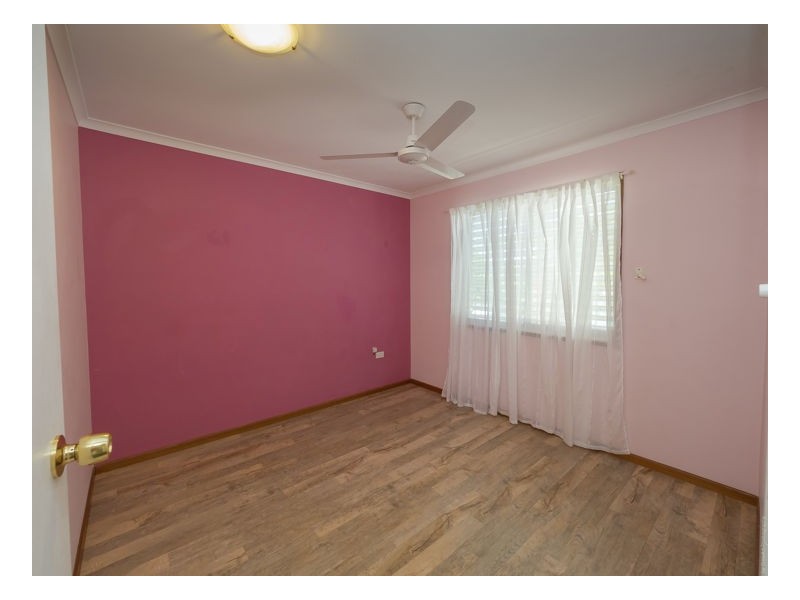 24 Vanda Street, Urangan QLD 4655
