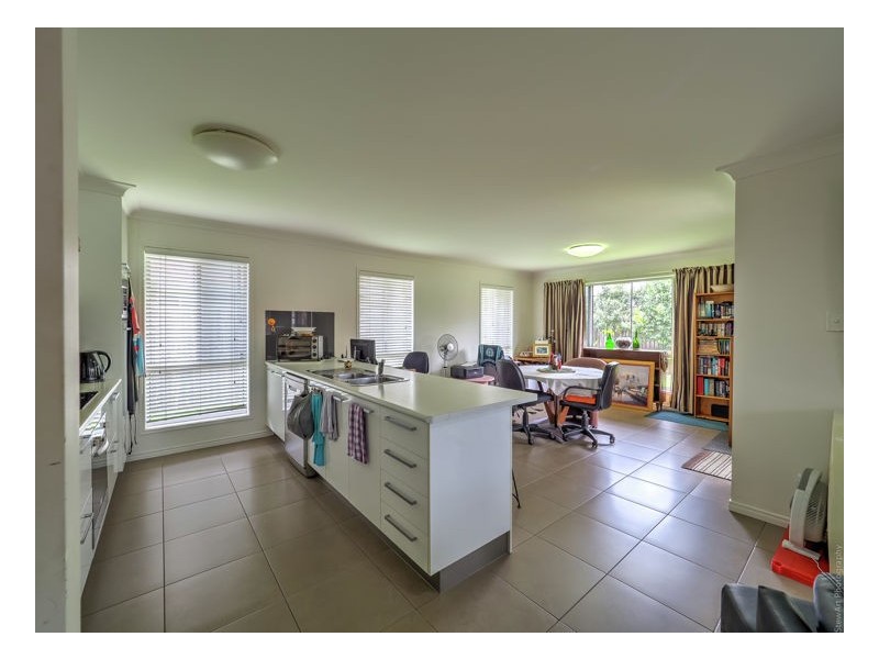 13 Daintree Drive, Urangan QLD 4655