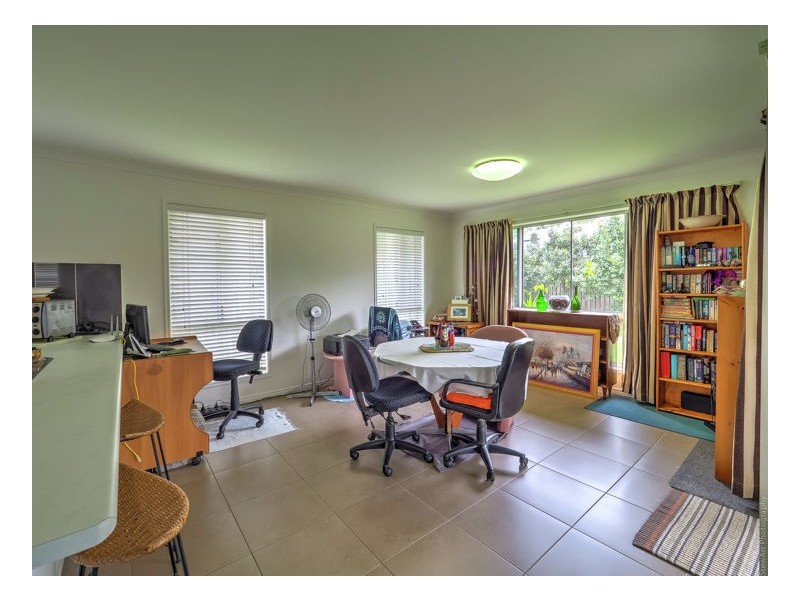 13 Daintree Drive, Urangan QLD 4655