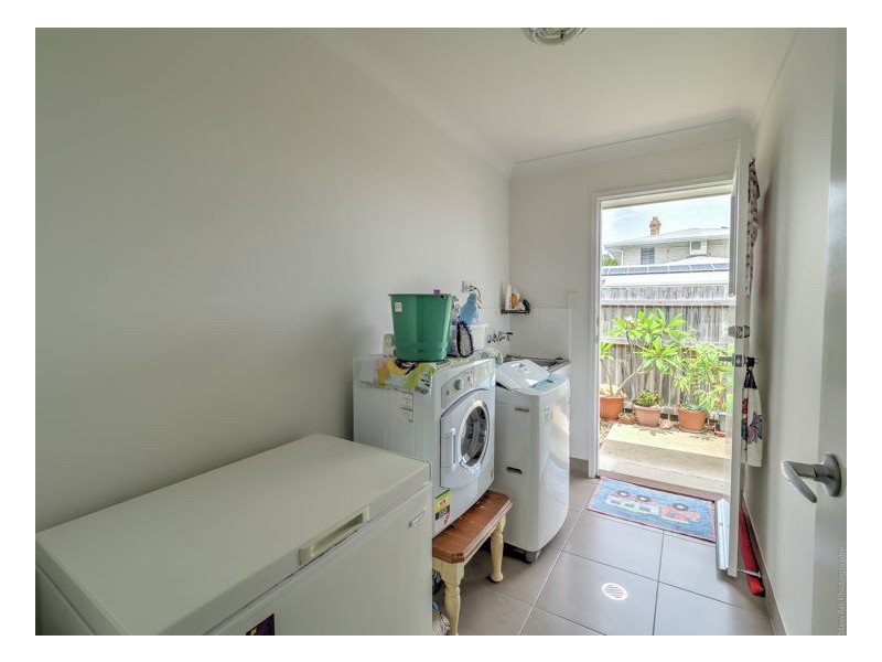 13 Daintree Drive, Urangan QLD 4655