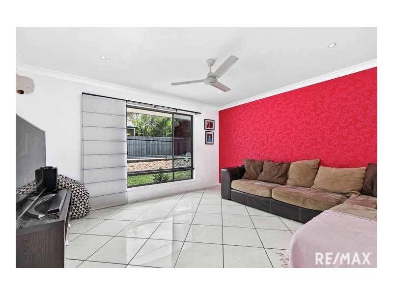 67 Samarai Drive, Nikenbah QLD 4655