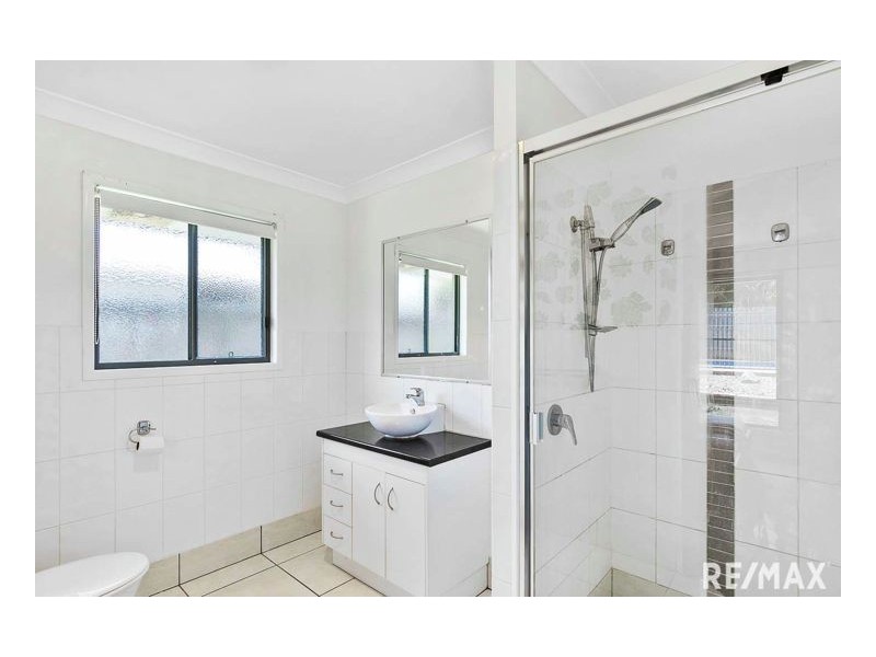 67 Samarai Drive, Nikenbah QLD 4655