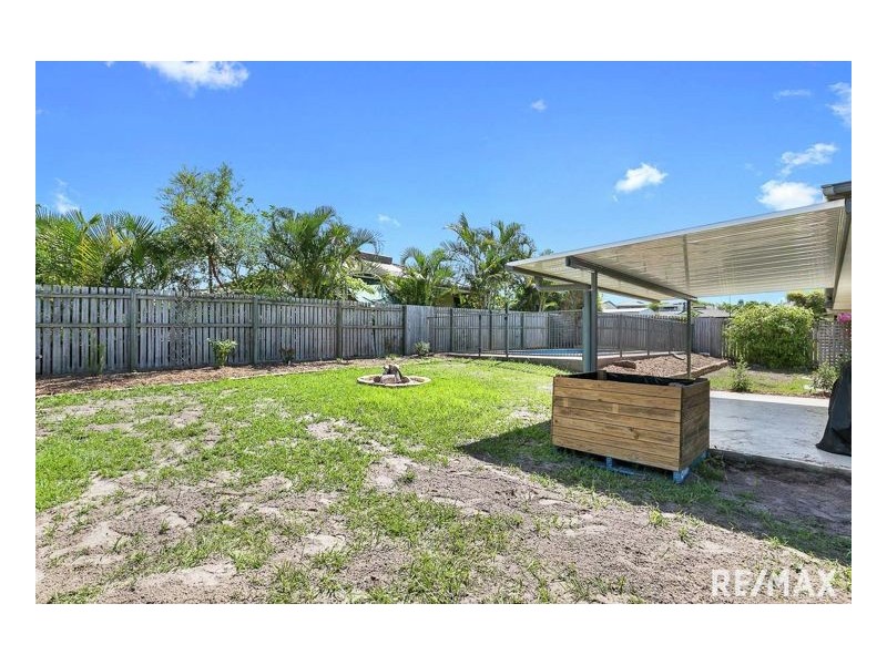 67 Samarai Drive, Nikenbah QLD 4655