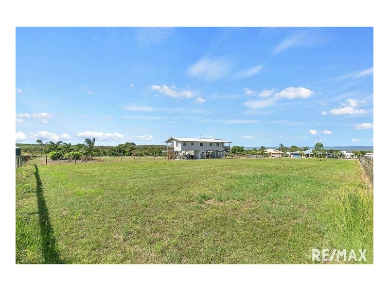 22 Woongoolbver Court, River Heads QLD 4655