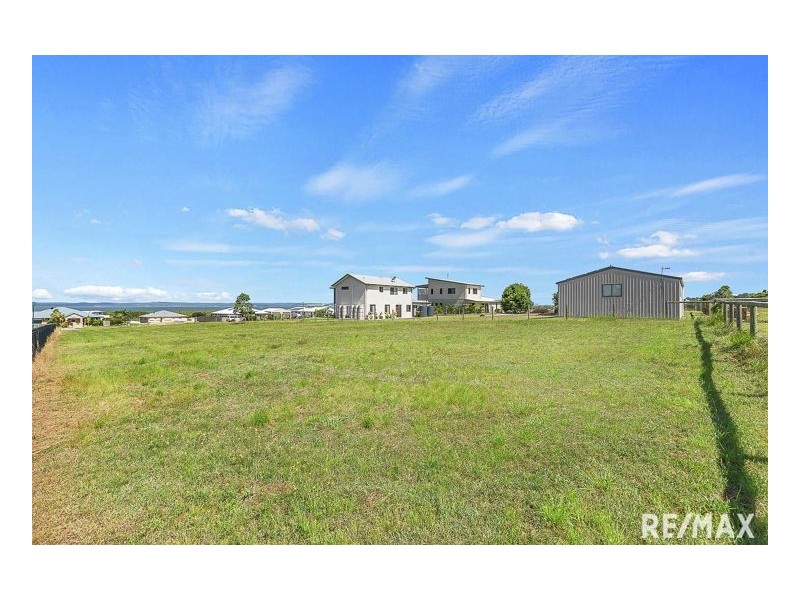 22 Woongoolbver Court, River Heads QLD 4655