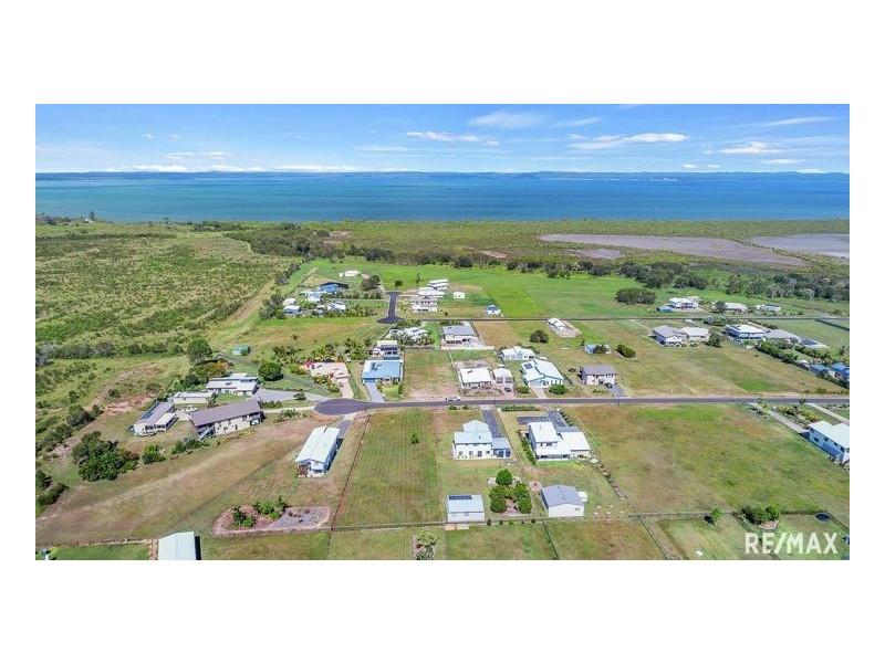 22 Woongoolbver Court, River Heads QLD 4655