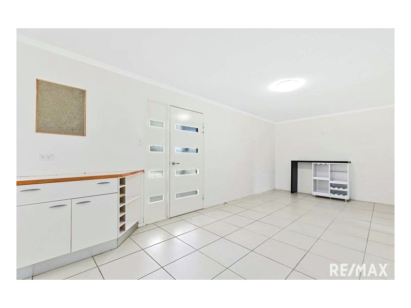 25 Cato Court, Torquay QLD 4655