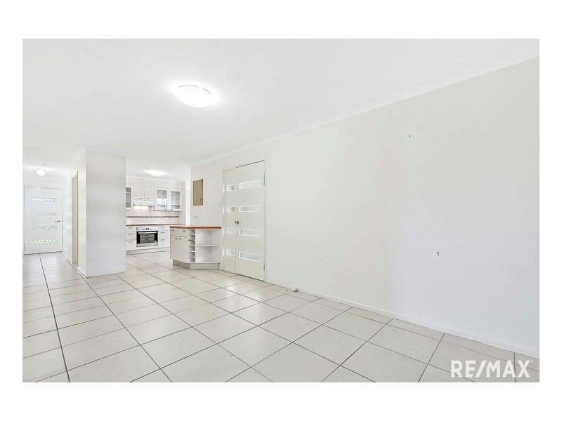 25 Cato Court, Torquay QLD 4655
