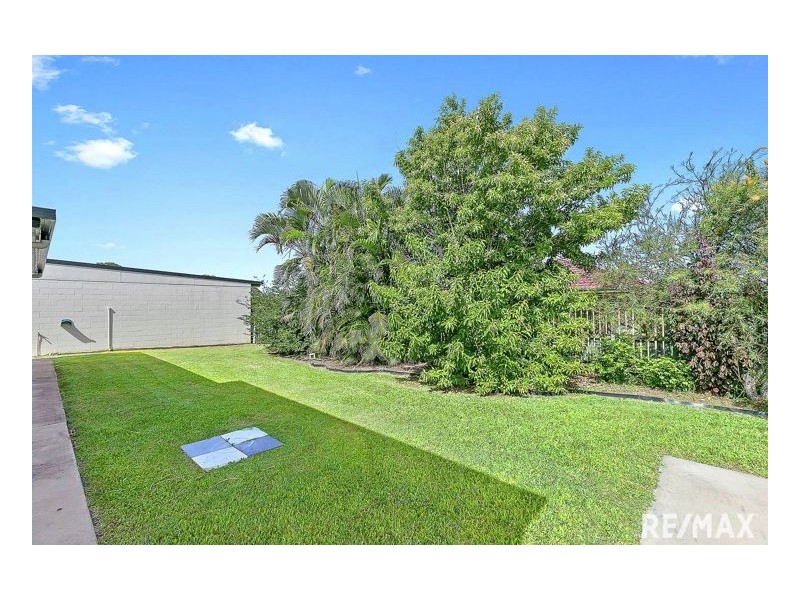 25 Cato Court, Torquay QLD 4655