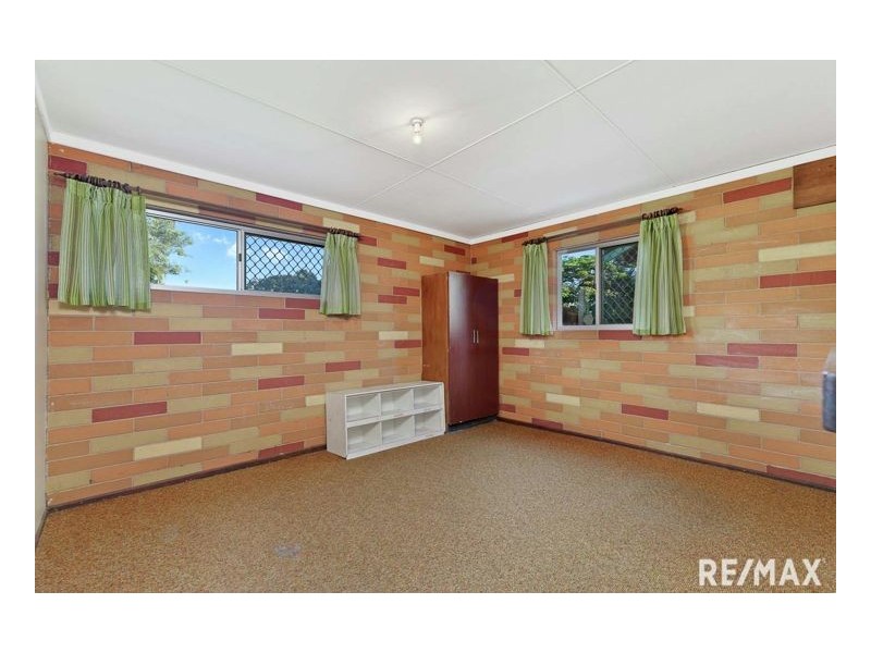 21 Corfield Street, Point Vernon QLD 4655