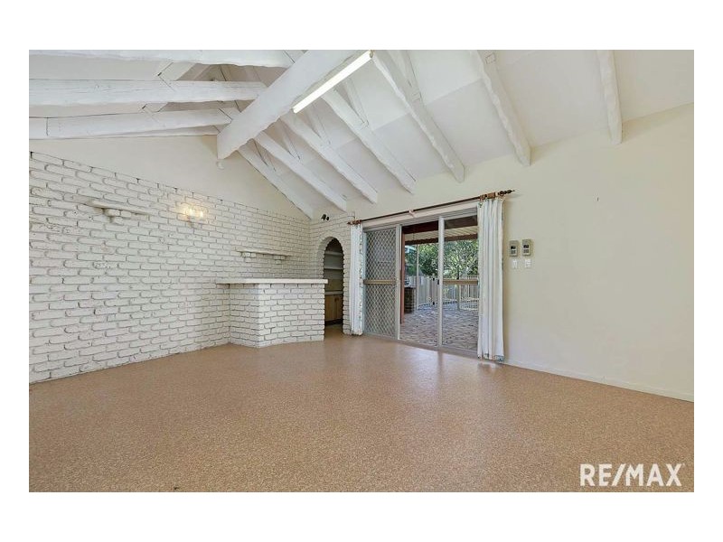 21 Corfield Street, Point Vernon QLD 4655