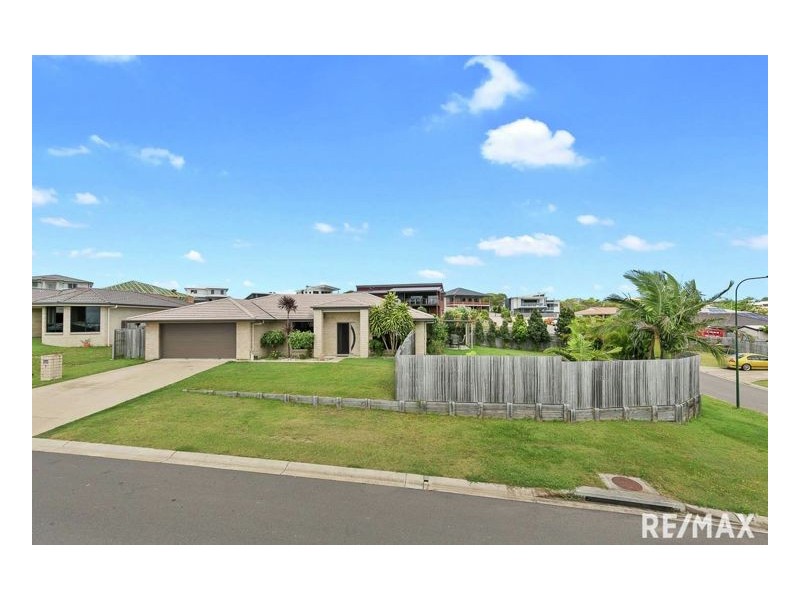 7 Summit Ridge Drive, Nikenbah QLD 4655