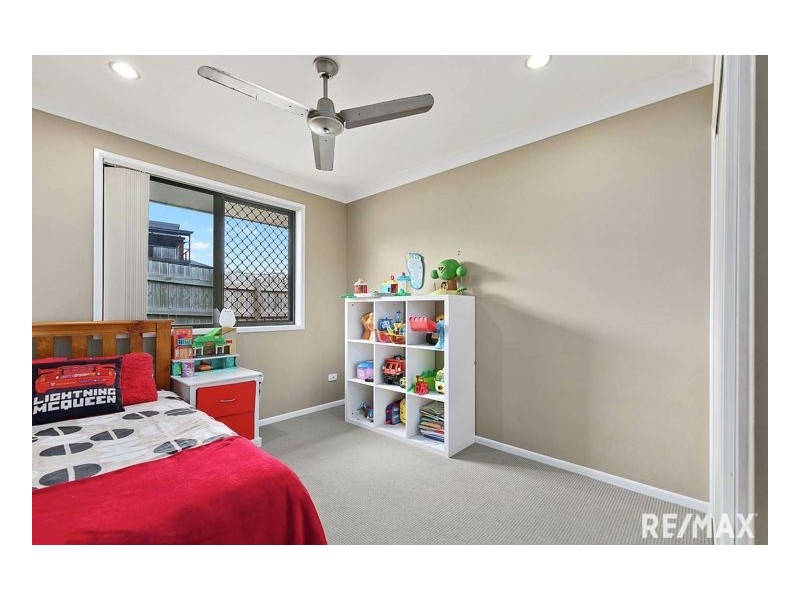 7 Summit Ridge Drive, Nikenbah QLD 4655