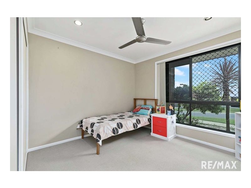 7 Summit Ridge Drive, Nikenbah QLD 4655