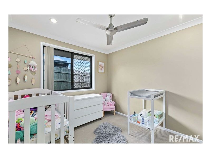 7 Summit Ridge Drive, Nikenbah QLD 4655