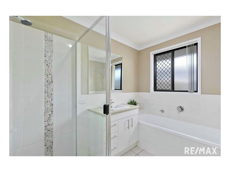 7 Summit Ridge Drive, Nikenbah QLD 4655