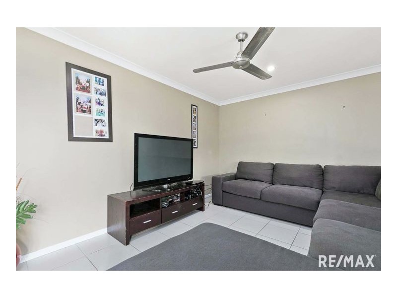 7 Summit Ridge Drive, Nikenbah QLD 4655