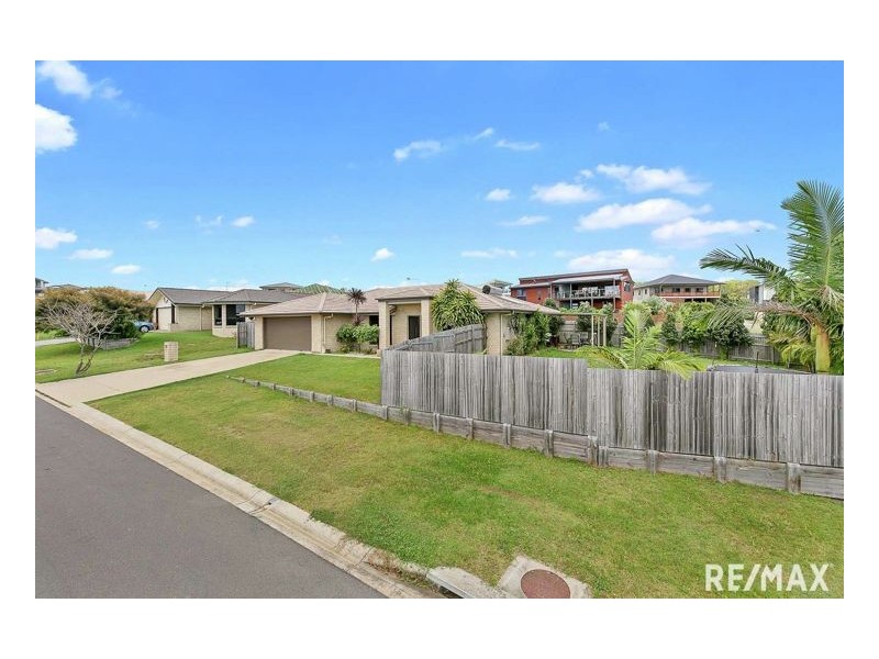 7 Summit Ridge Drive, Nikenbah QLD 4655