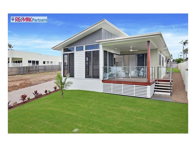 138 Esplanade, Point Vernon QLD 4655