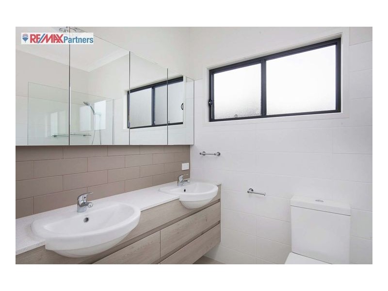 138 Esplanade, Point Vernon QLD 4655