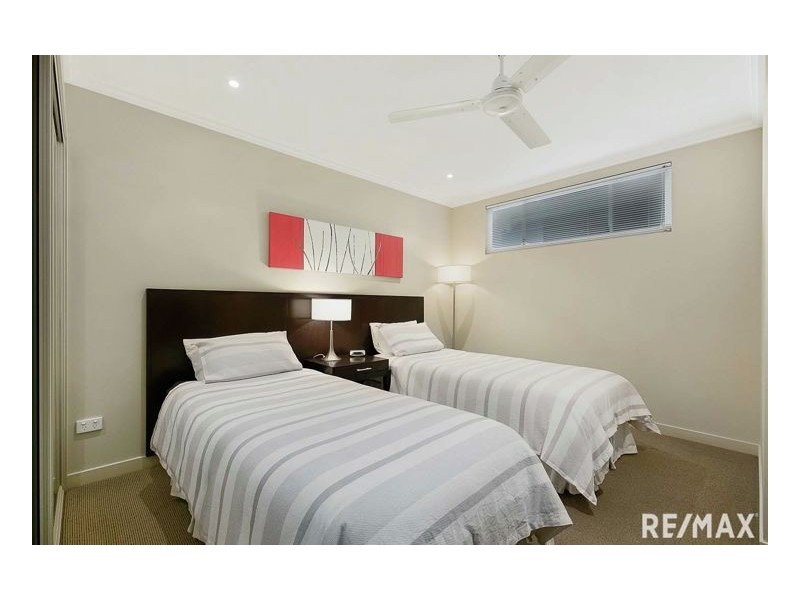 406/569 Esplanade, Urangan QLD 4655