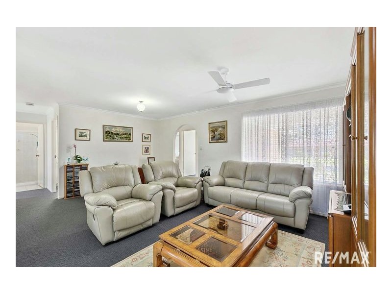 11 Tree View Road, Toogoom QLD 4655