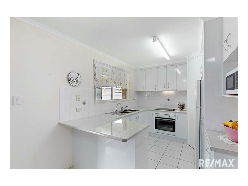 11 Tree View Road, Toogoom QLD 4655