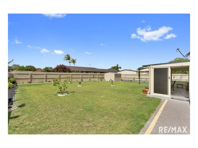 11 Tree View Road, Toogoom QLD 4655