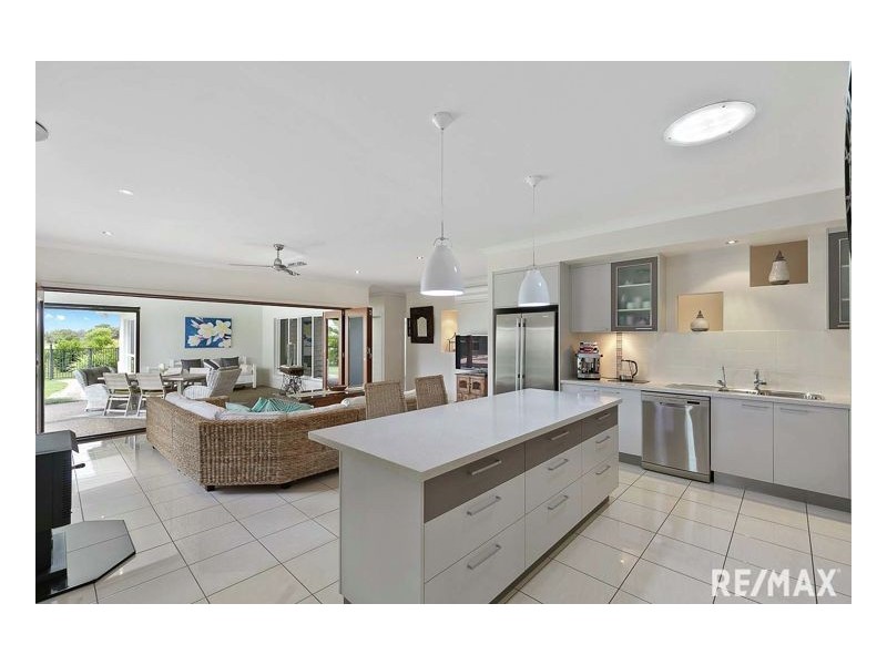 26 Traviston Way, Burrum Heads QLD 4659