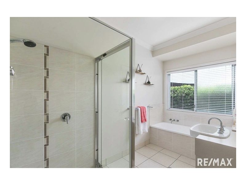 26 Traviston Way, Burrum Heads QLD 4659