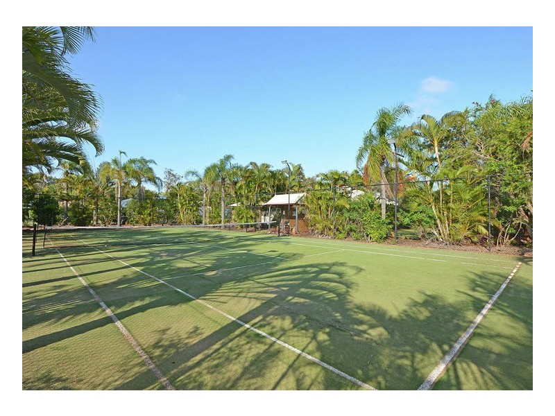 5-7 Arkarra Court, Dundowran Beach QLD 4655