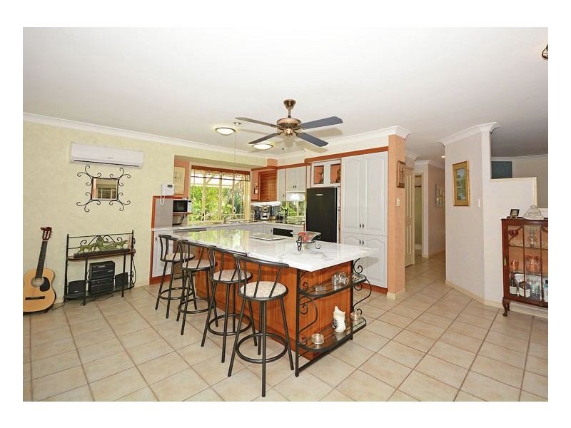 5-7 Arkarra Court, Dundowran Beach QLD 4655