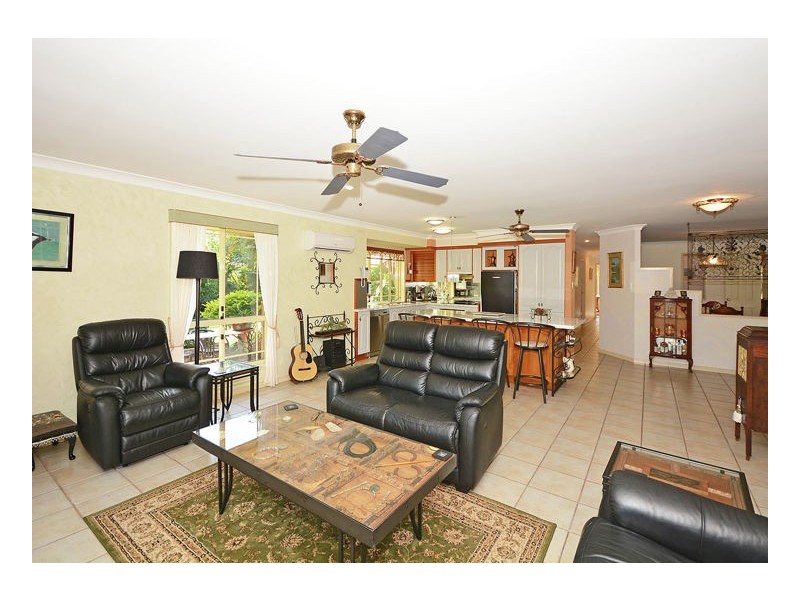 5-7 Arkarra Court, Dundowran Beach QLD 4655