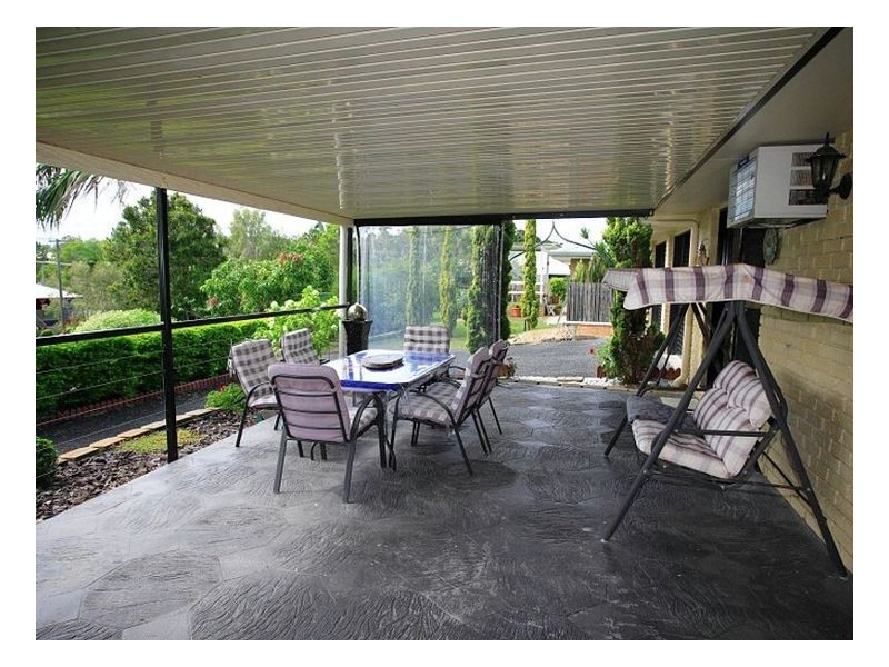 11 Carolyn Street, Dundowran Beach QLD 4655